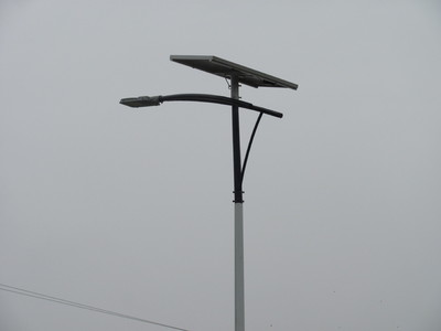 青岛LED路灯 潍坊LED路灯头 太阳能LED路灯50w 60瓦100W 6M米灯杆